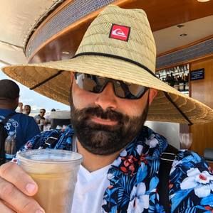 Meet your Posher, Manny